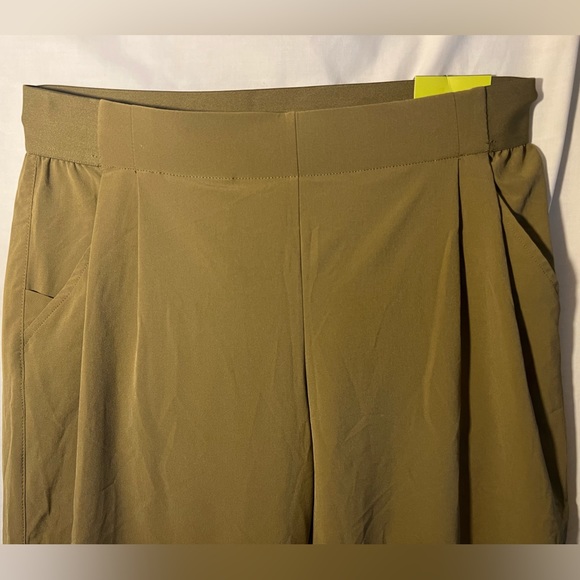 High Rise Pant - Picture 2 of 5